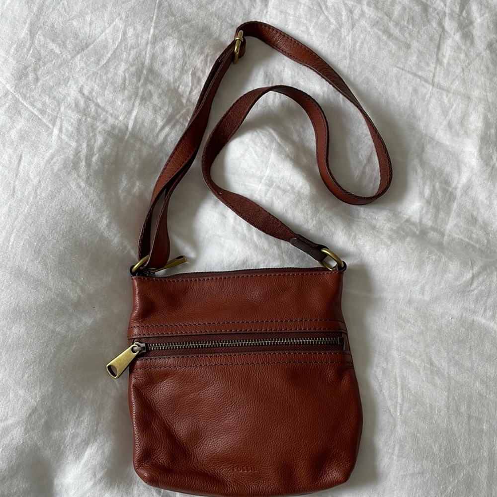 Fossil purse